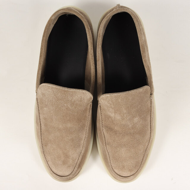 FEAR OF GOD(フィアオブゴッド)のFEAR OF GOD フィアオブゴッド スウェード ローファー シューズ THE LOAFER 21SS ベージュ サイズ：42(約27.0cm) イタリア製 靴 ブランド 【メンズ】【中古】【美品】 メンズの靴/シューズ(ドレス/ビジネス)の商品写真