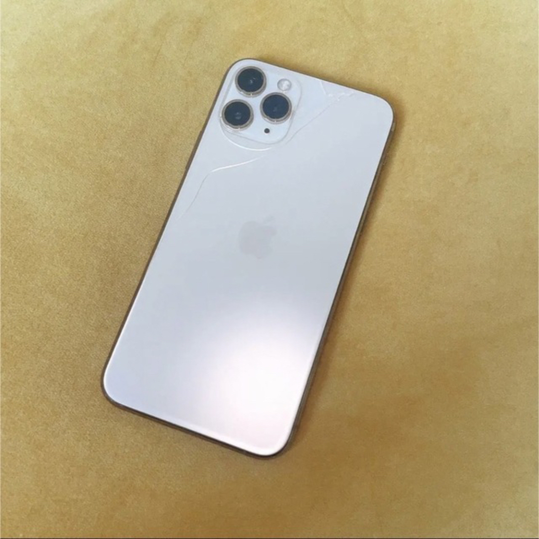 iPhone(アイフォーン)のジャンク品iPhone 11pro ゴールド スマホ/家電/カメラのスマートフォン/携帯電話(スマートフォン本体)の商品写真