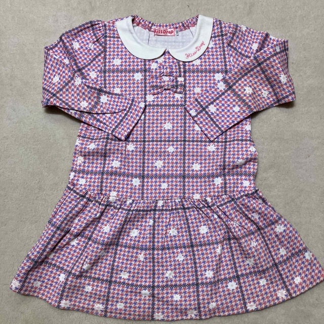 BeBe(ベベ)のKissDropワンピース110 キッズ/ベビー/マタニティのキッズ服女の子用(90cm~)(ワンピース)の商品写真