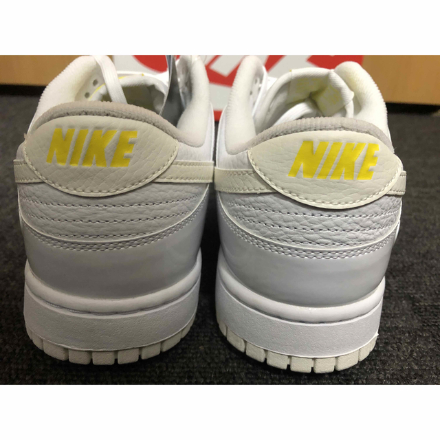 【新品】NIKE WMNS DUNK LOW バレンタインイエローハート