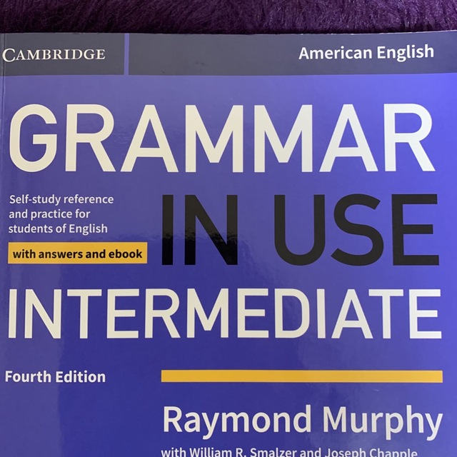 Cambridge Grammar in use intermediate   エンタメ/ホビーの本(語学/参考書)の商品写真