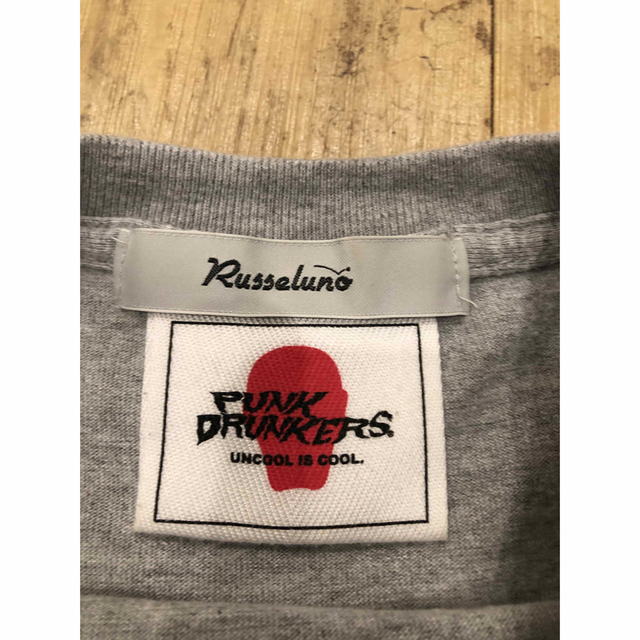 PUNK DRUNKERS(パンクドランカーズ)のPUNK DRUNKERS tee 中古品 全国送料無料 レディースのトップス(Tシャツ(半袖/袖なし))の商品写真