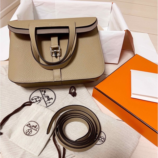 レディース新品　エルメス　Hermes トレンチ　アルザン　25 halzan 25