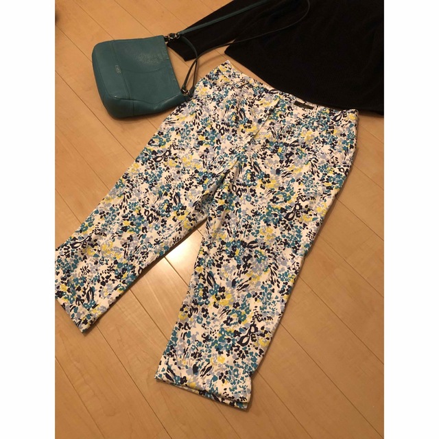 美品 Leilian レリアン パンツ ズボン ボトムス 13+ 花柄 春夏