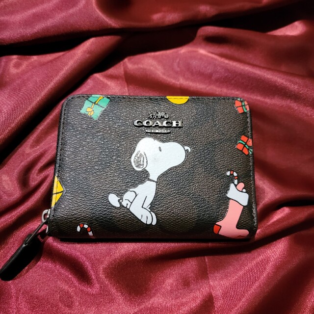 GW SALE❤新品未使用 COACH 折り財布 高価値 30%割引 dmxautofix.fi