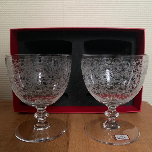 新品 新品 バカラ ローハン ペア ワイングラス クリスタルガラス 箱付