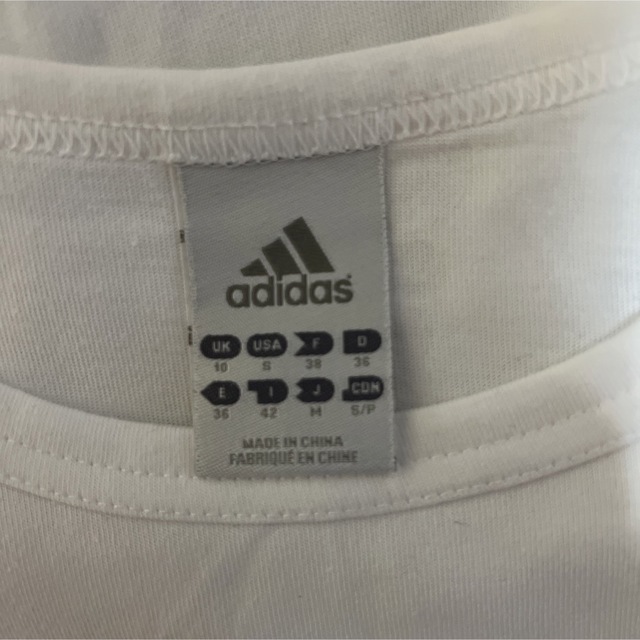 adidas(アディダス)のまとめ割引中　adidas Tシャツ レディースのトップス(Tシャツ(半袖/袖なし))の商品写真
