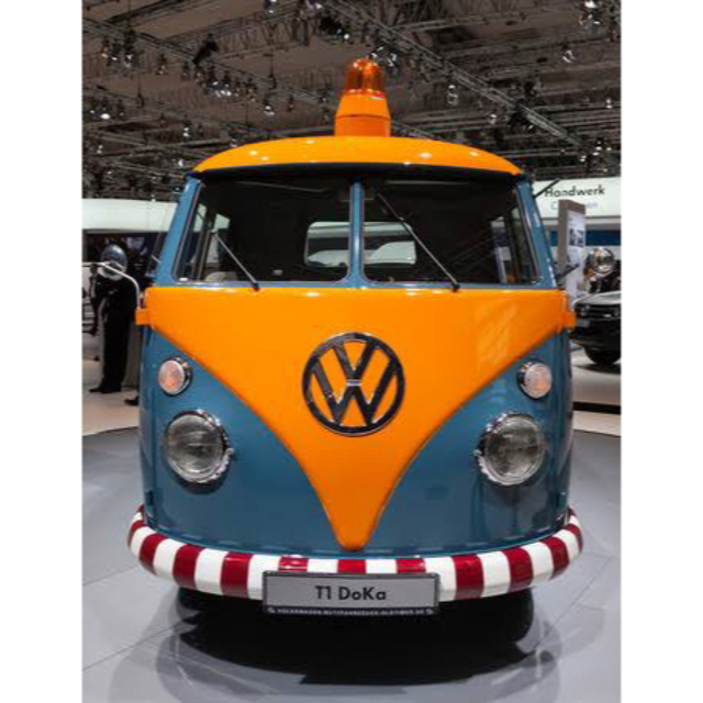 エンタメ/ホビー限定1000台 1/18 Schuco VW T1b カスタマーサポート バス