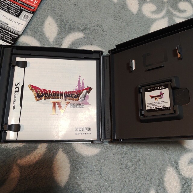 SQUARE ENIX(スクウェアエニックス)のカグラ様専用ドラゴンクエストIV 　DS エンタメ/ホビーのゲームソフト/ゲーム機本体(携帯用ゲームソフト)の商品写真