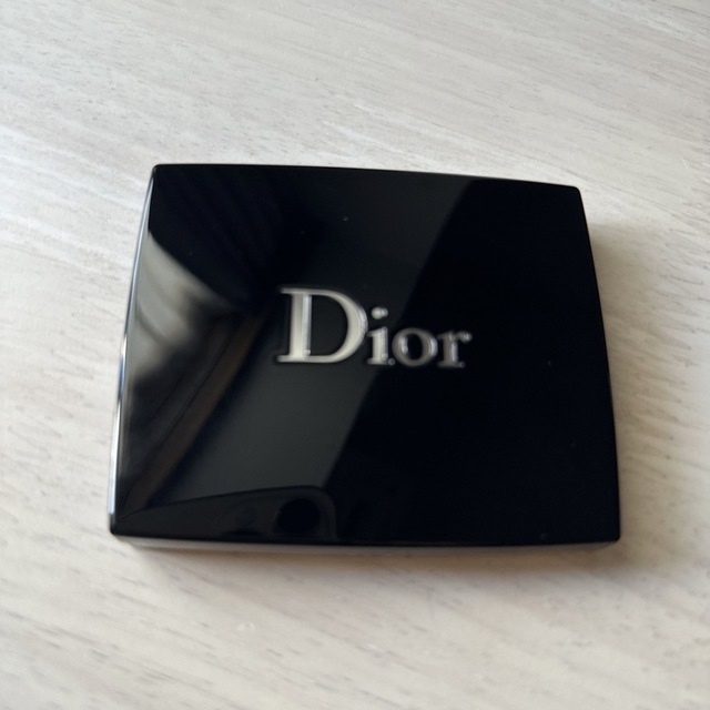 Dior(ディオール)のdior ディオール サンク クルール クチュール 759 デューン コスメ/美容のベースメイク/化粧品(アイシャドウ)の商品写真