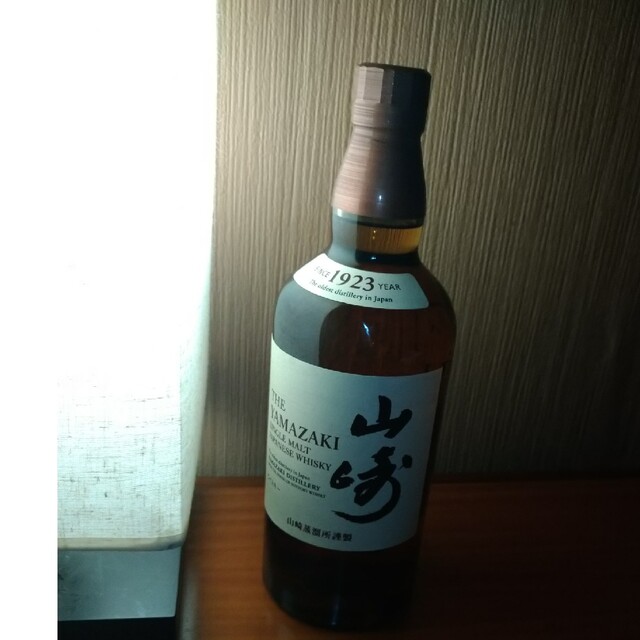 山崎　シングルモルトウイスキー　700ml