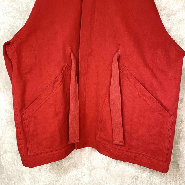 UNUSED(アンユーズド)の【格安】UNUSED★hooded short coat★16aw★レッド メンズのジャケット/アウター(その他)の商品写真