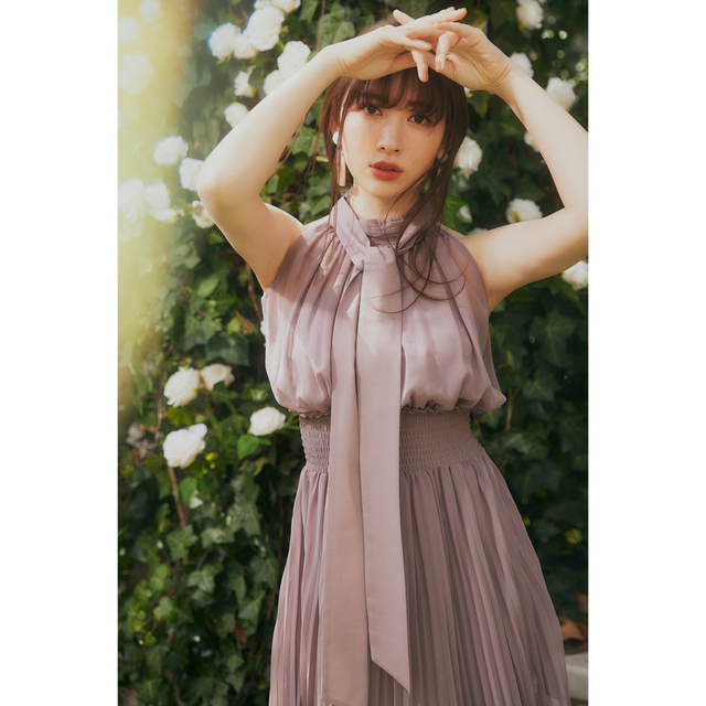 新品 HLT Pleated Chiffon Ribbon Midi Dress - ロングワンピース ...