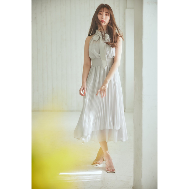 新品 HLT Pleated Chiffon Ribbon Midi Dress