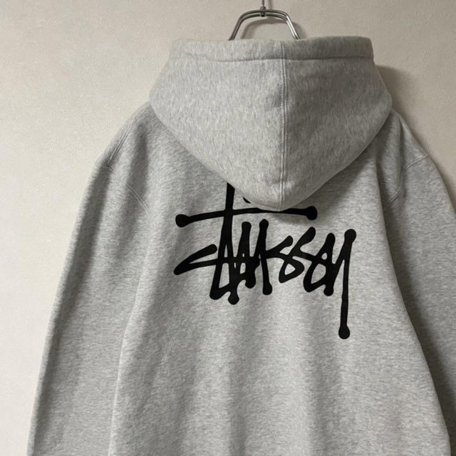 美品stussyロゴパーカーグレーSsize