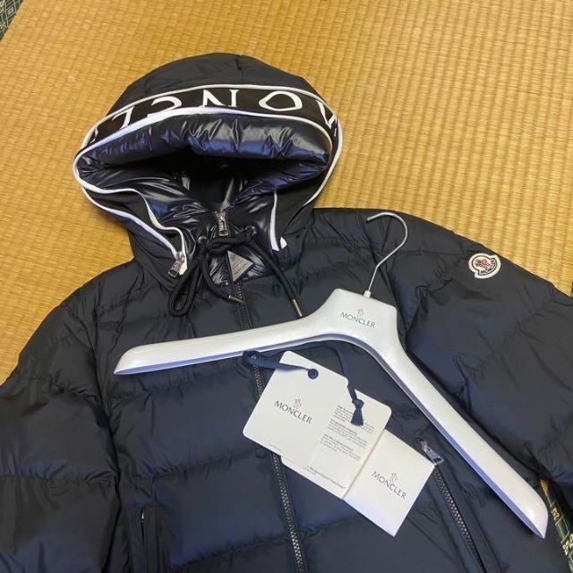 MONCLER　モンクレール　ヴァノアーズ　ダウンジャケット　グレー