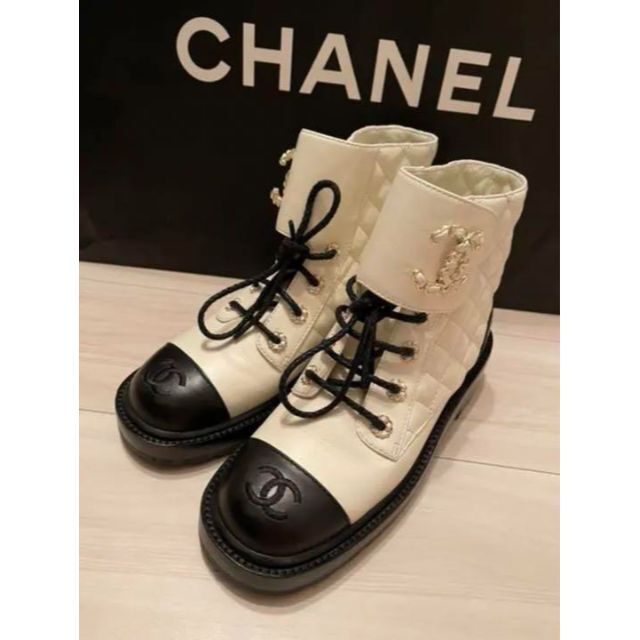 気質アップ】 CHANEL - 美品❣️シャネル CHANEL マトラッセ CCマーク