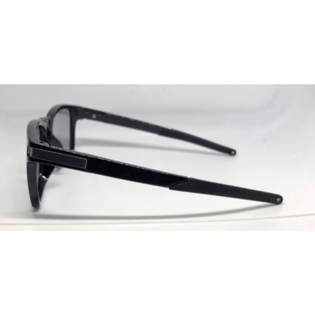 新品未使用品　調光偏光サングラス　偏光調光サングラス　ブラック メンズのファッション小物(サングラス/メガネ)の商品写真