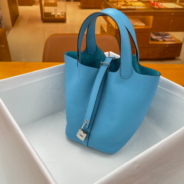 【日本製】 Hermes ピコタンロックPM 【連休お値下げ】エルメス HERMES - ハンドバッグ 【日本製】 Hermes ピコタンロックPM 【連休お値下げ】エルメス HERMES - ハンドバッグ