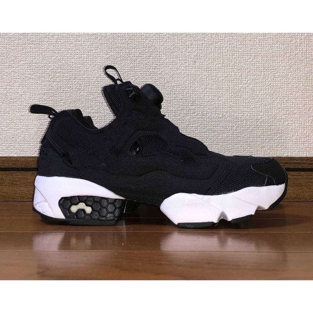 Reebok(リーボック)のREEBOK INSTA PUMP FURY OG 23.5cm セット レディースの靴/シューズ(スニーカー)の商品写真