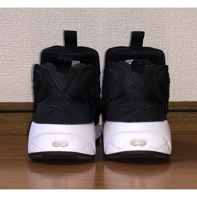 Reebok(リーボック)のREEBOK INSTA PUMP FURY OG 23.5cm セット レディースの靴/シューズ(スニーカー)の商品写真