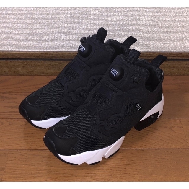 Reebok(リーボック)のREEBOK INSTA PUMP FURY OG 23.5cm セット レディースの靴/シューズ(スニーカー)の商品写真