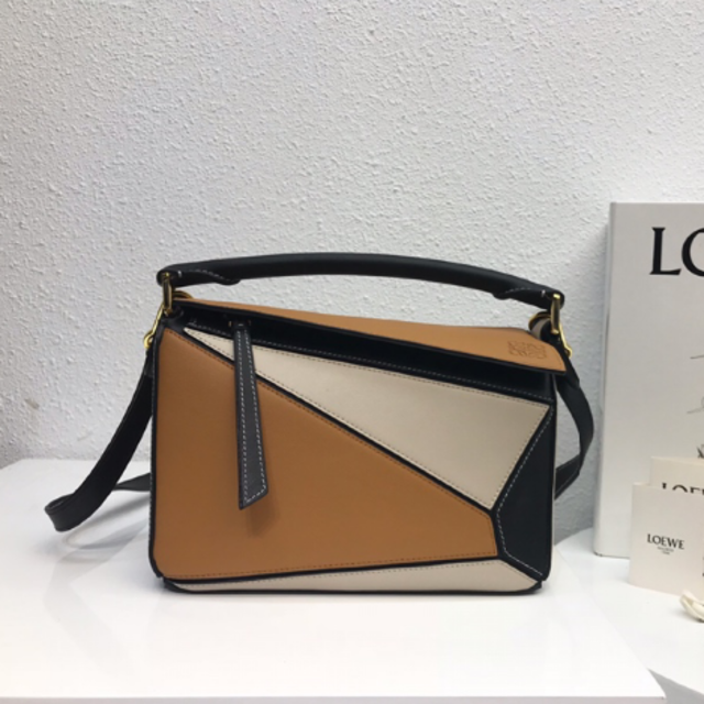 LOEWE - ロエベ　パズルバッグ