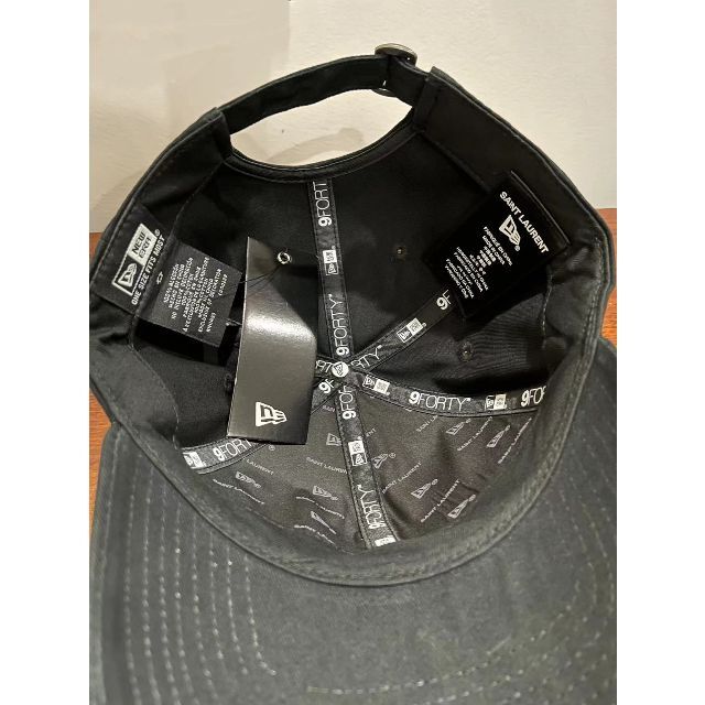 大得価新品 Saint Laurent - お洒落SAINT LAURENT x New Eraコラボ