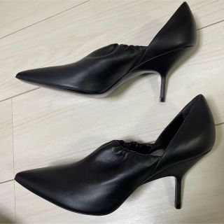PIERRE HARDY - ピエールアルディ PIERRE HARDY パンプス 未使用 正規