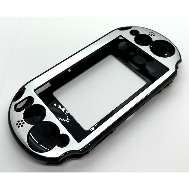 PlayStation Vita(プレイステーションヴィータ)のPS Vita2000(PCH-2000)専用アルミプレートケース(シルバー) エンタメ/ホビーのゲームソフト/ゲーム機本体(その他)の商品写真