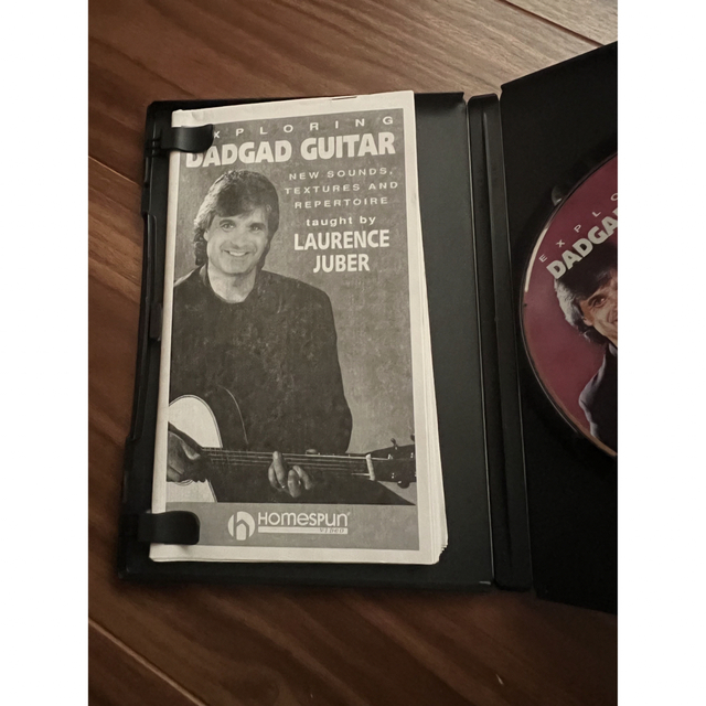DADGADギター Laurence Juber 1