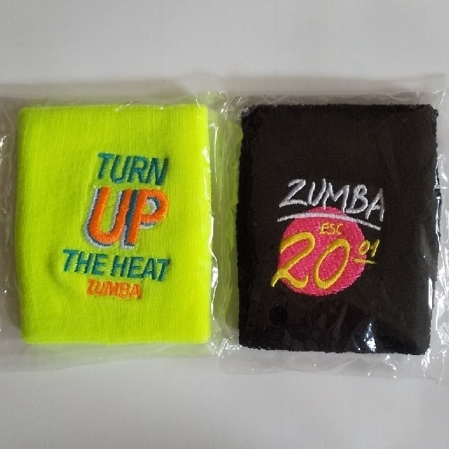 Zumba(ズンバ)のZumba ズンバリストバンド 新品 スポーツ/アウトドアのトレーニング/エクササイズ(トレーニング用品)の商品写真