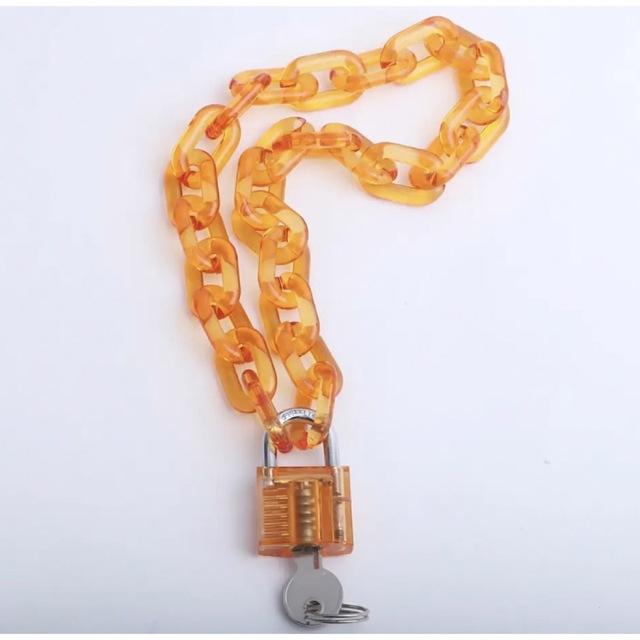 【オレンジ】全5色 南京錠クリアネックレス 鍵セット key 透明 お洒落 流行 レディースのアクセサリー(ネックレス)の商品写真