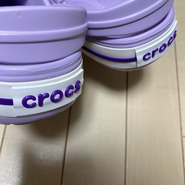 crocs(クロックス)の新品 24cm クロックス クロックバンド ラベンダー レディースの靴/シューズ(サンダル)の商品写真