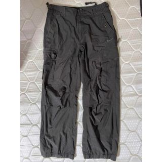 希少 NIKE カーゴ ヒザデルパンツ 90's y2k ミリタリー カーキ