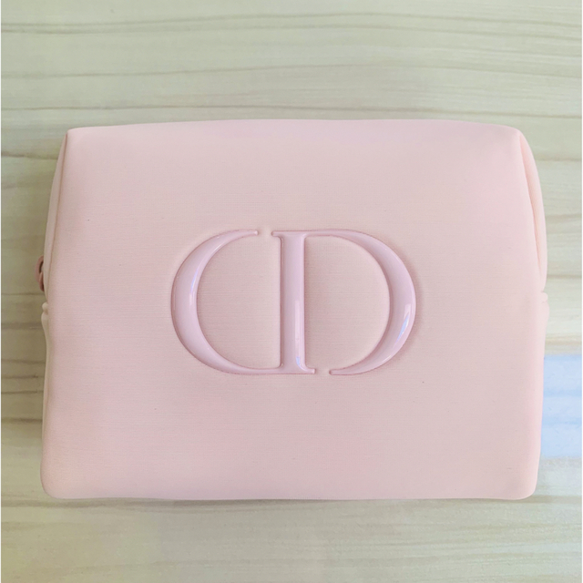 Dior(ディオール)の【Dior ディオール】ノベルティ　ポーチ&シュシュ コスメ/美容のコスメ/美容 その他(その他)の商品写真