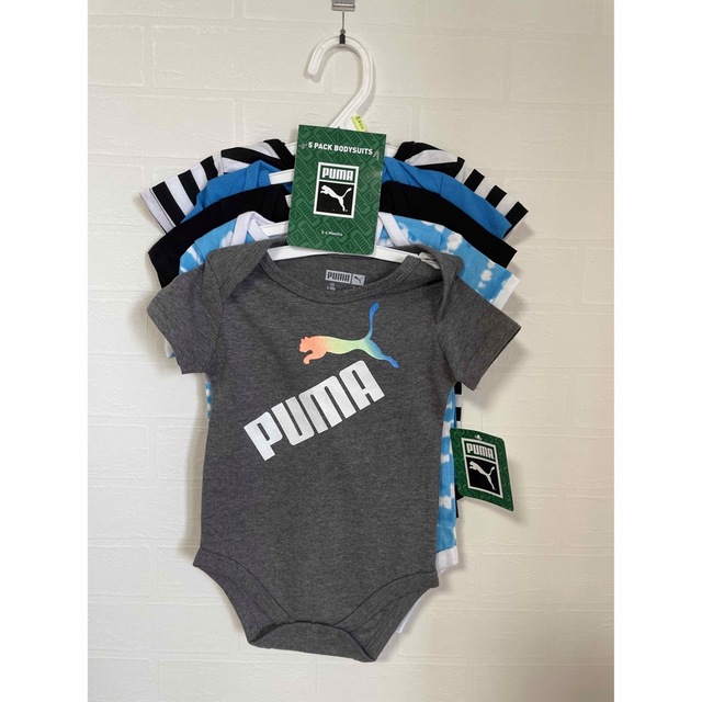 PUMA(プーマ)のベビー　ボディスーツ　海外サイズ3-6month キッズ/ベビー/マタニティのベビー服(~85cm)(肌着/下着)の商品写真