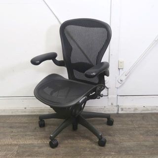 ハーマンミラー(Herman Miller)のハーマンミラー アーロンチェア Bサイズ　フル装備 　可動肘 　ブラック(オフィスチェア)