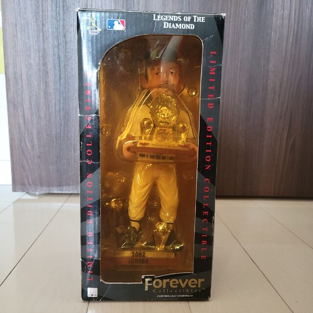 イチロー　2002年　ボブルヘッド人形 スポーツ/アウトドアの野球(記念品/関連グッズ)の商品写真