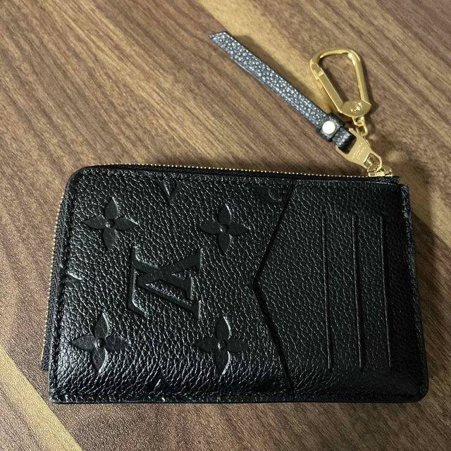 LOUIS VUITTON(ルイヴィトン)のルイヴィトン　ポルトカルトレクトヴェルソ　超美品　箱　保証書 レディースのファッション小物(財布)の商品写真