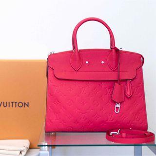 ルイヴィトン(LOUIS VUITTON)の【ルイヴィトン】コーデを格上げ♡ ポンヌフMM 2WAYショルダーバッグ 大容量(ショルダーバッグ)