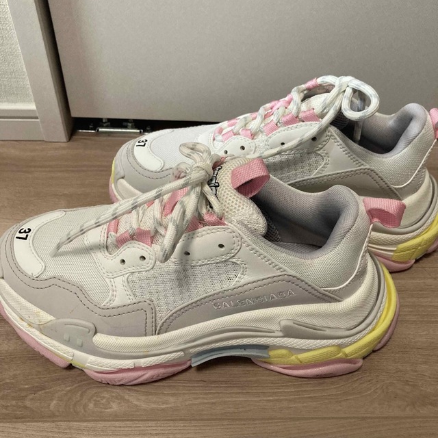 balenciaga triple s 42 ウィメンズ ピンク バレンシアガ