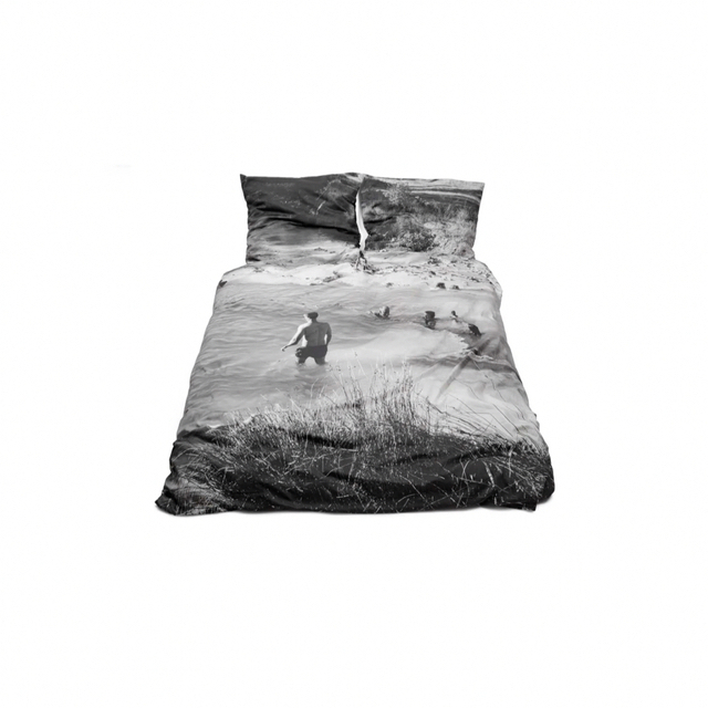 経典ブランド BLESS Whitカバー & Black Saturnia Bedsheets bless