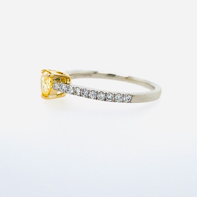 FANCY ORANGE YELLOW リング 0.367ct/CGL レディースのアクセサリー(リング(指輪))の商品写真