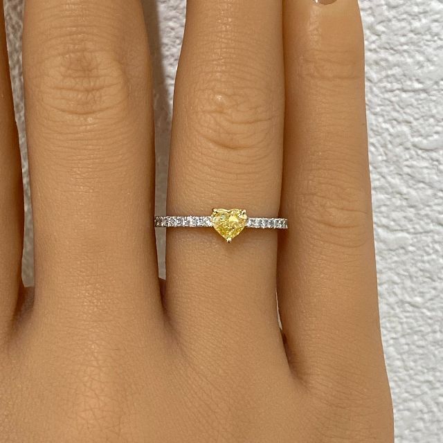 FANCY ORANGE YELLOW リング 0.367ct/CGL レディースのアクセサリー(リング(指輪))の商品写真