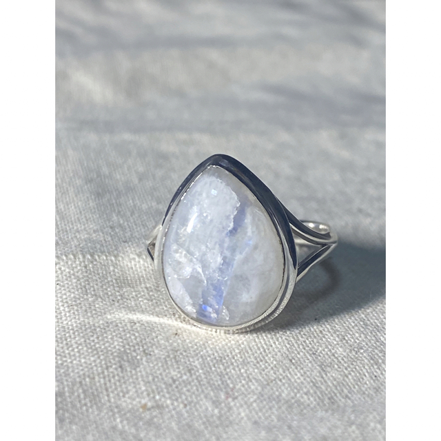 天然石シルバーリング　銀高純度　ブルースカイムーンストーン指輪　ソテ38F17号 ハンドメイドのアクセサリー(リング)の商品写真