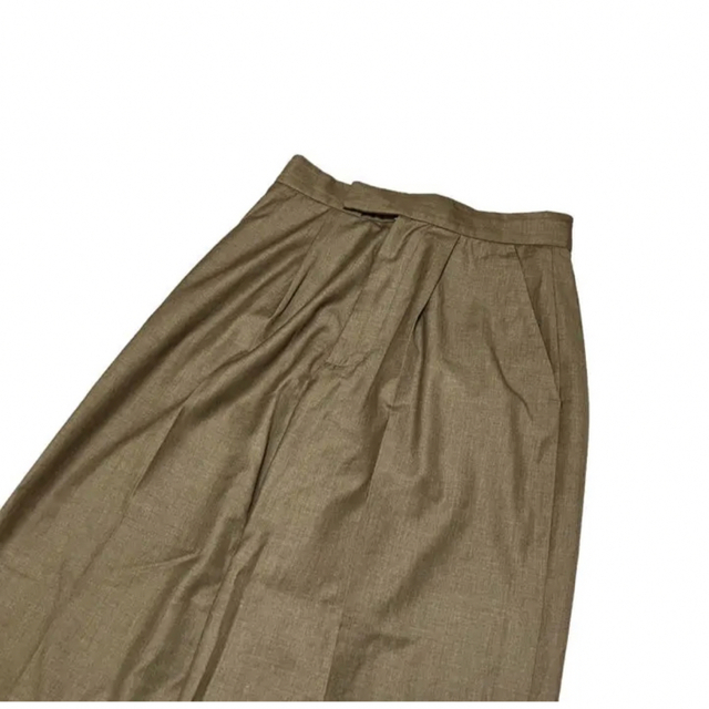 TODAYFUL - 【TODAYFUL】Smooth Tuck Trousersの通販 by ROOM