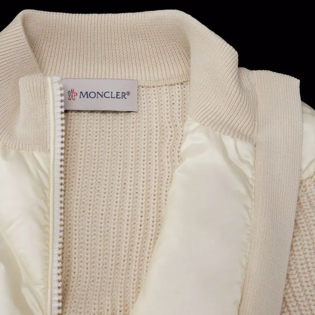 MONCLER(モンクレール)の●新品/正規品● MONCLER 袖ロゴ Padded Cotton Cardi レディースのトップス(カーディガン)の商品写真