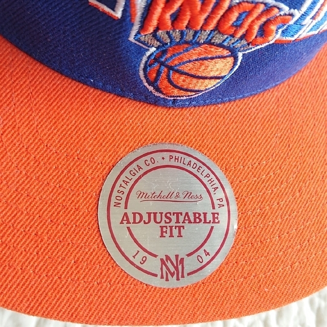 MITCHELL & NESS(ミッチェルアンドネス)のミッチェル&ネススナップバック　ニューヨークニックス  メンズの帽子(キャップ)の商品写真