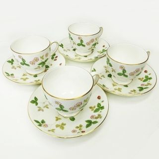 ウェッジウッド(WEDGWOOD)のワイルド ストロベリー カップ ＆ ソーサー 4客 セット 食器 ホワイト系(食器)